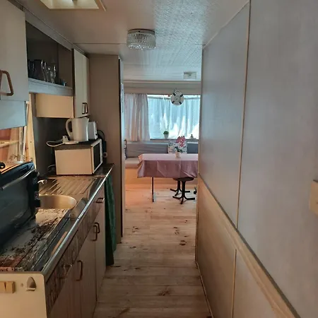 Mobil-home Camping *