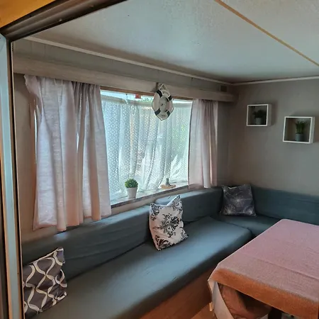 Mobil-home Campsite *